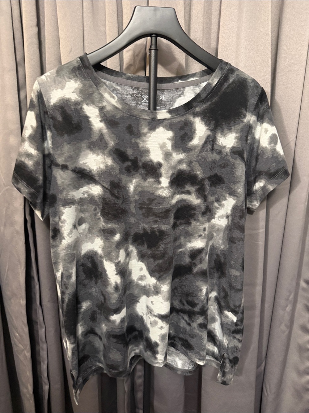 Xersion Black & Gray Tie-Dye Short Sleeve Tee